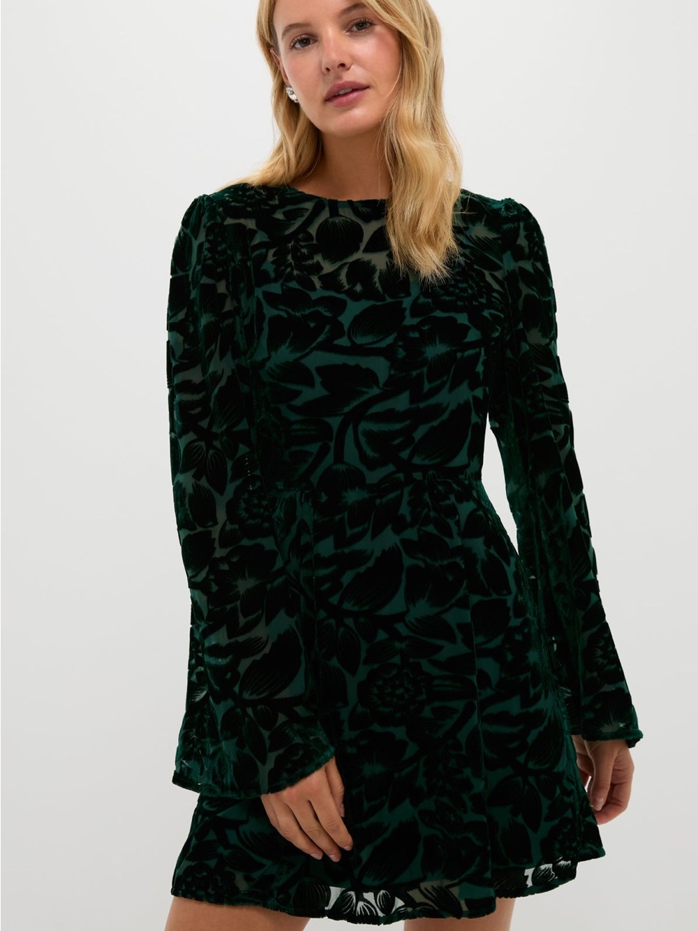 NWT Hyacinth House Oaklynn Emerald Green Burnout Velvet Mini Dress